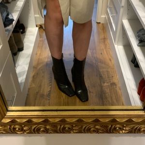 High-heel, black Zara boots!